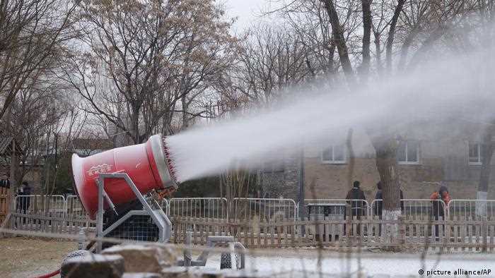 चीन ने आर्टिफिशियल बर्फ के मैदान कैसे बनाए, जिन पर ओलंपिक खेल हो रहे हैं?